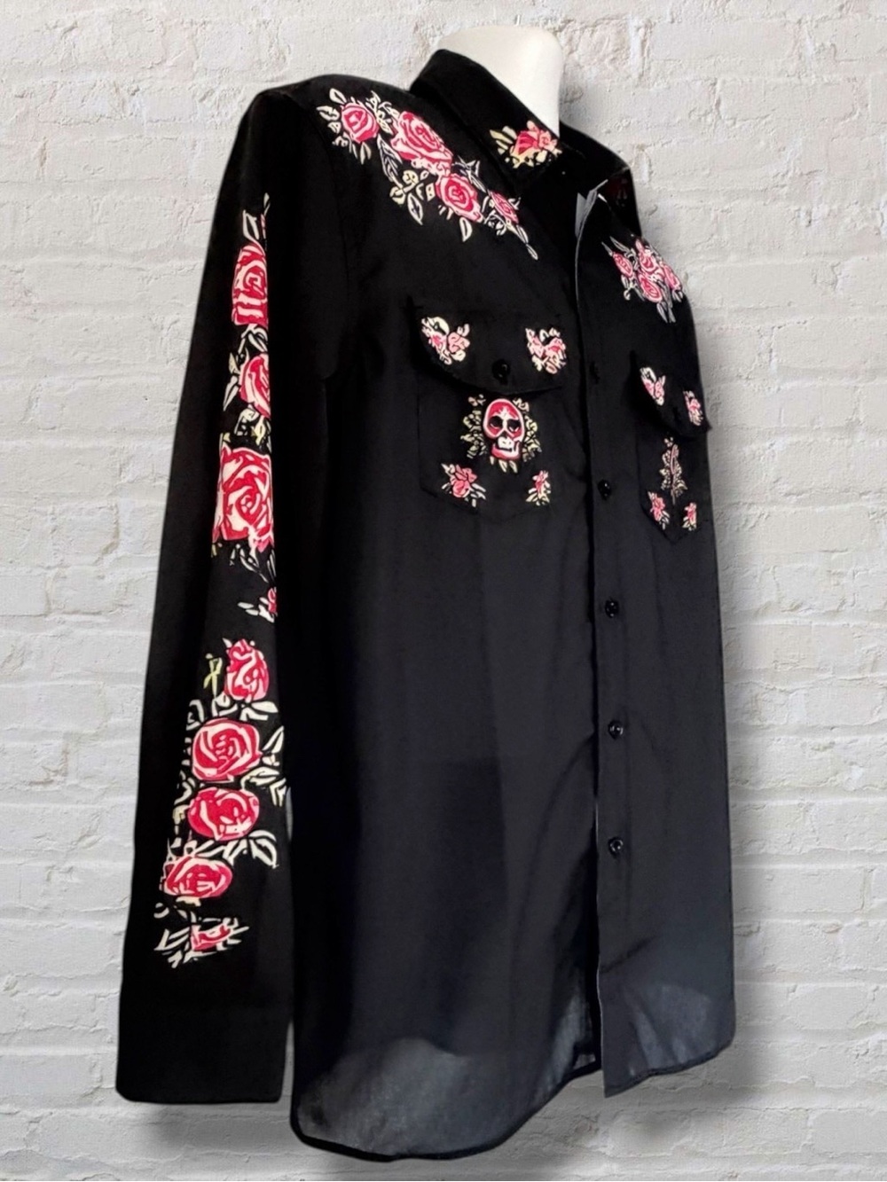 OUKU Men’s L Black Western Shirt Rose Skull Floral Cowboy Button Up NWT - Picture 5 of 13